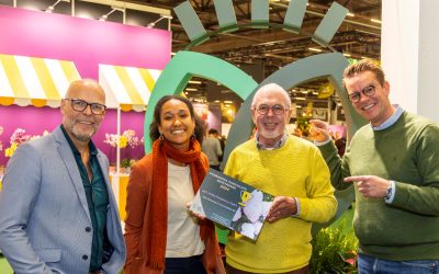 Living Raspberry Pink ‘Improved’ wint prijs